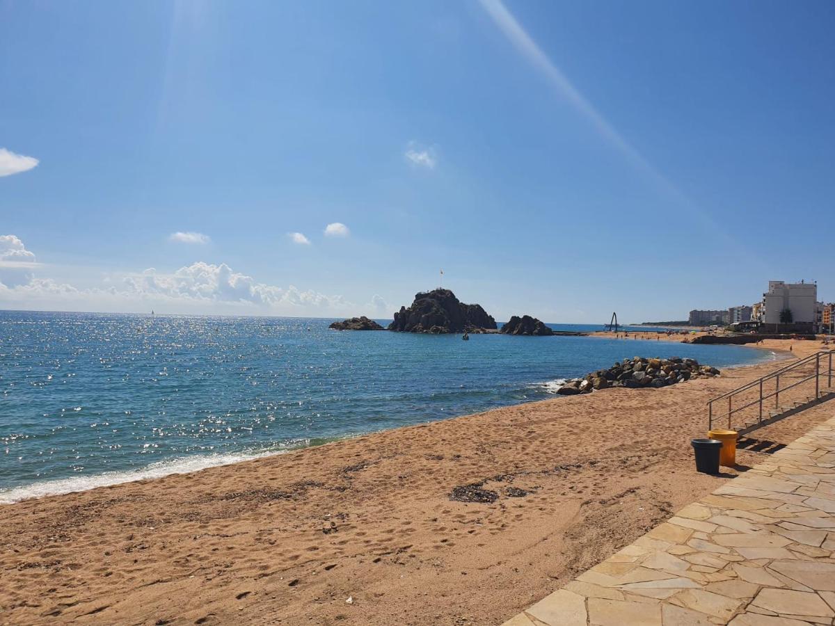 Habitacion Delante De La Playa Blanes Exteriér fotografie